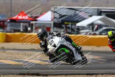 media/Apr-09-2022-SoCal Trackdays (Sat) [[c9e19a26ab]]/Turn 2 (1140am)/